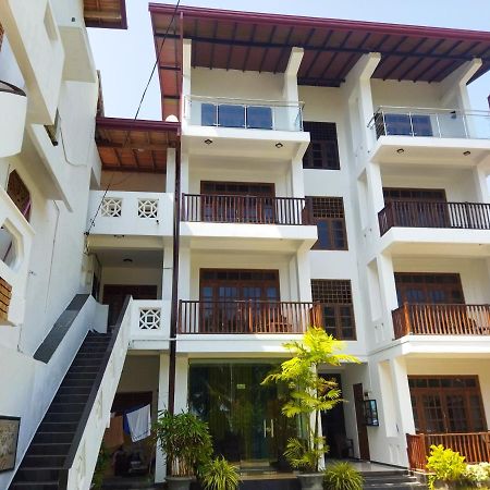 Shanika Beach Inn 탕갈레 외부 사진