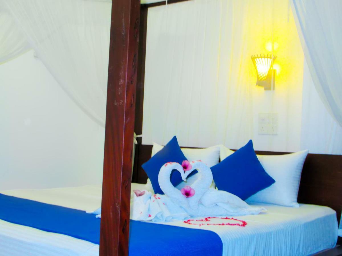 Shanika Beach Inn 탕갈레 외부 사진