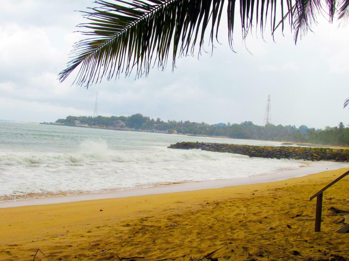 Shanika Beach Inn 탕갈레 외부 사진