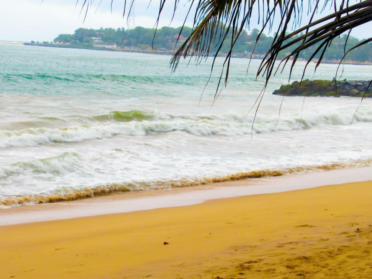 Shanika Beach Inn 탕갈레 외부 사진