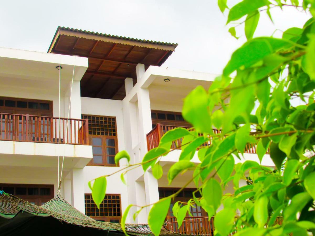 Shanika Beach Inn 탕갈레 외부 사진